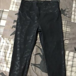 Zyia brand active capri